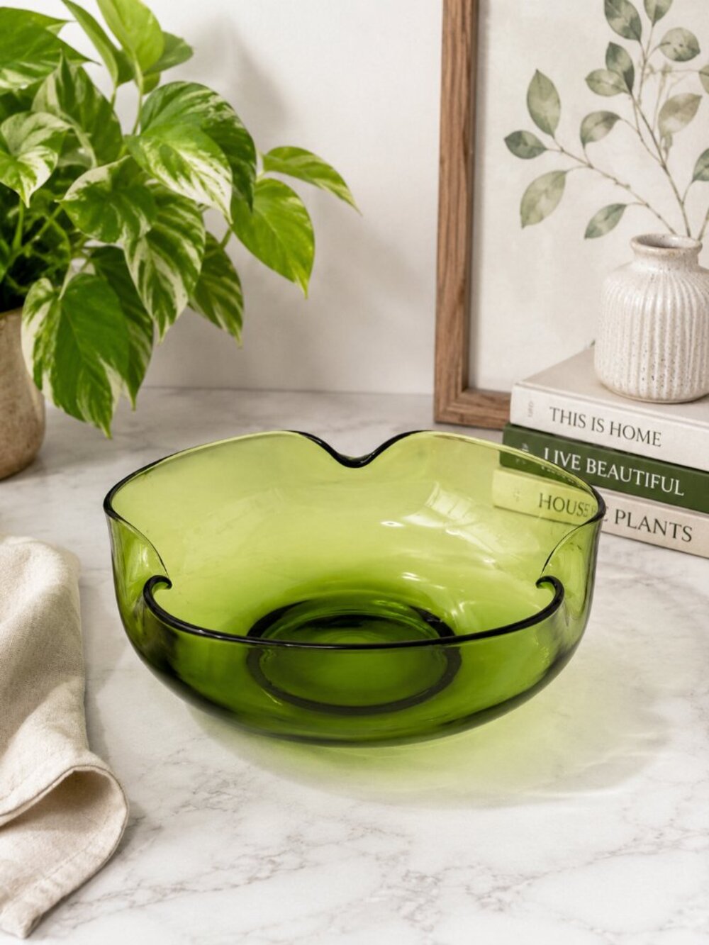 Vintage Anchor Hocking Avocado Green Glass Serving Bowl 9.5" MCM